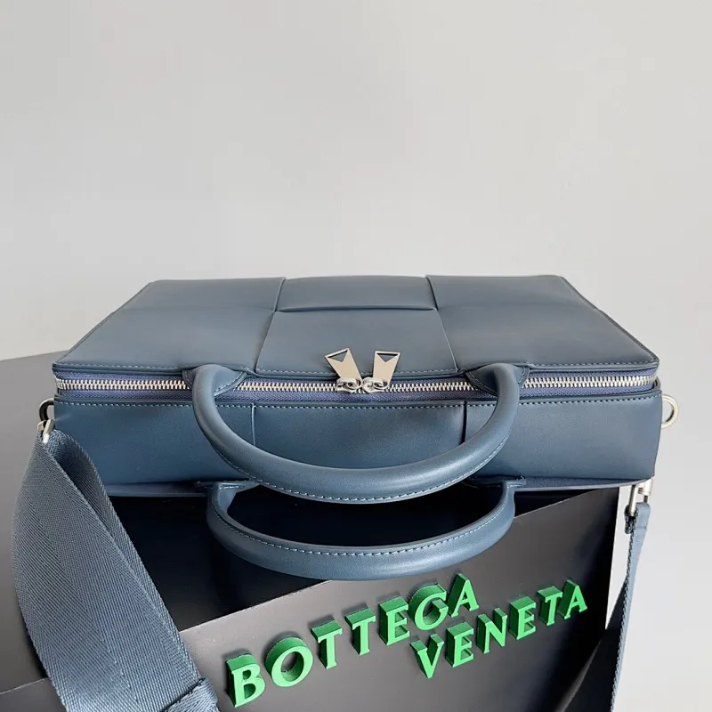 All categories 💚 Authentic bags 💚 BV 2025 new Bottega Veneta large plaid woven men's briefcase